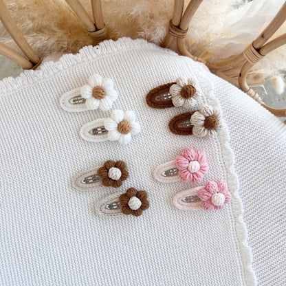 BLOSSOM AND PEAR DAISY CROCHET CLIP