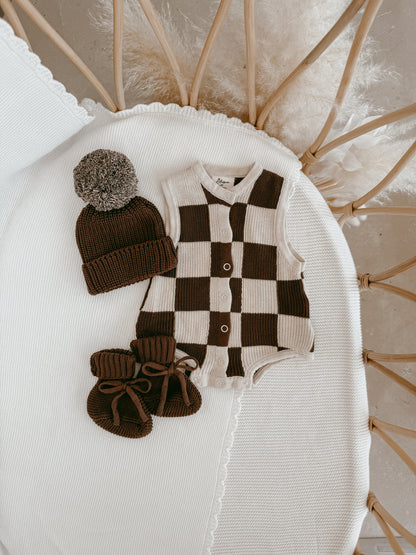 BLOSSOM AND PEAR KNIT BEANIE | ESPRESSO