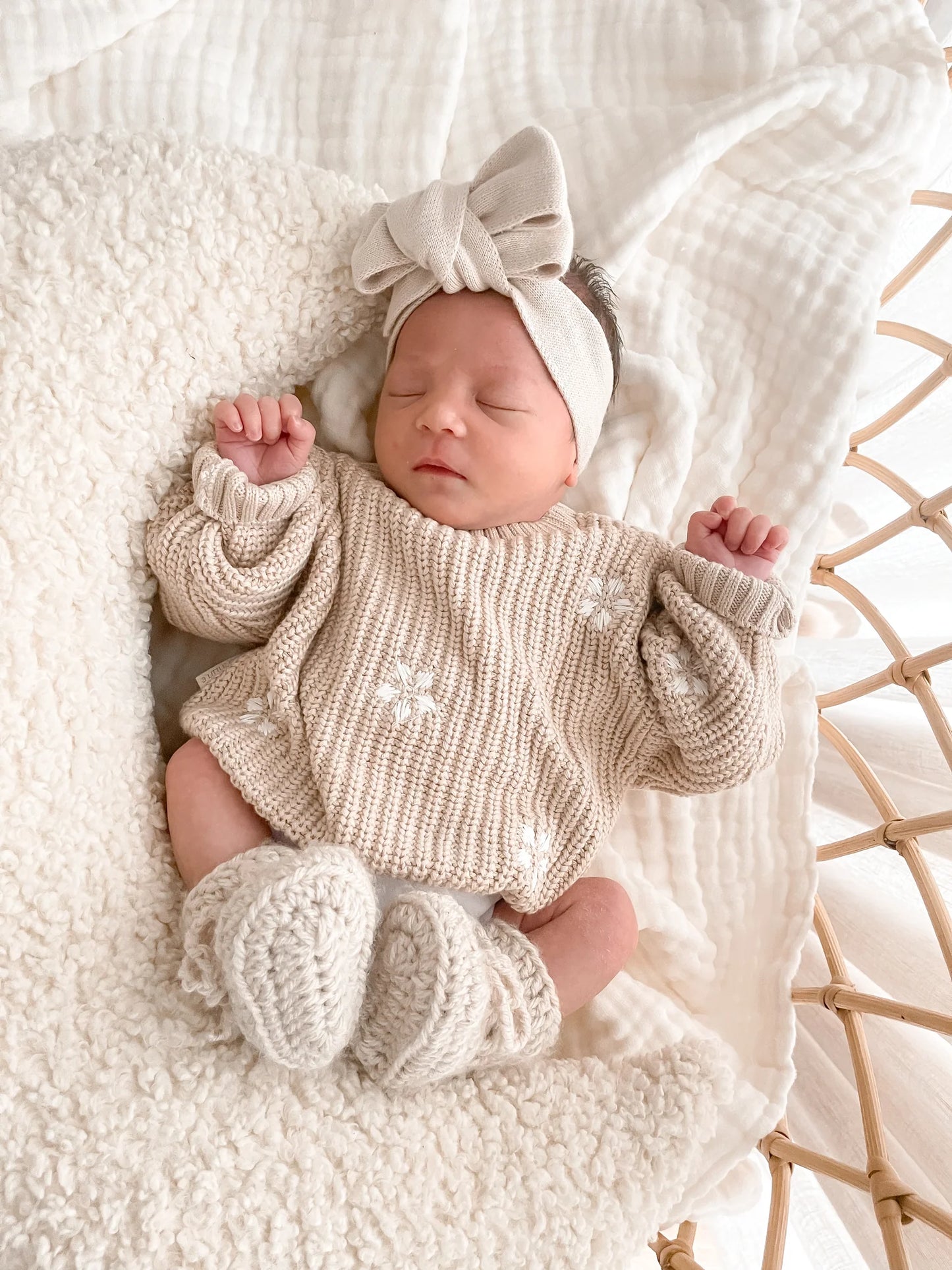 3 Little Crowns Chunky Knit Jumper - Flowers