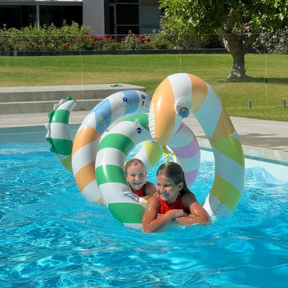 SUNNYLIFE | GIANT INFLATABLE NOODLE | POOLSIDE GELATO