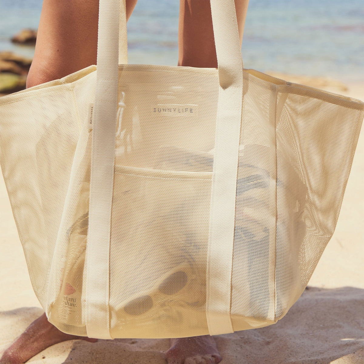 SUNNYLIFE | MESH BEACH BAG | OYSTER CREAM