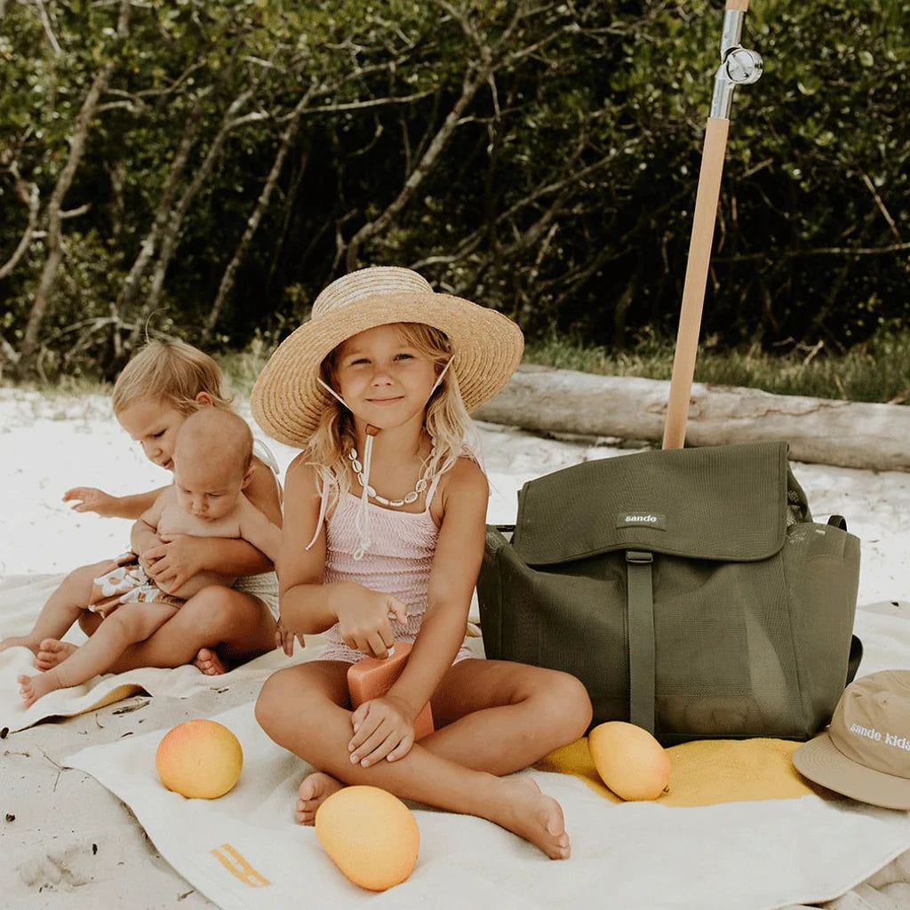SANDE | MESH BACKPACK | PANDANUS