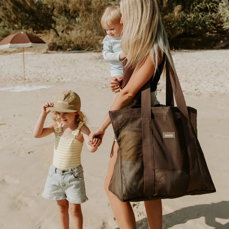 SANDE KIDS BEACH HAULER MINI MESH BEACH BAG | ESPRESSO