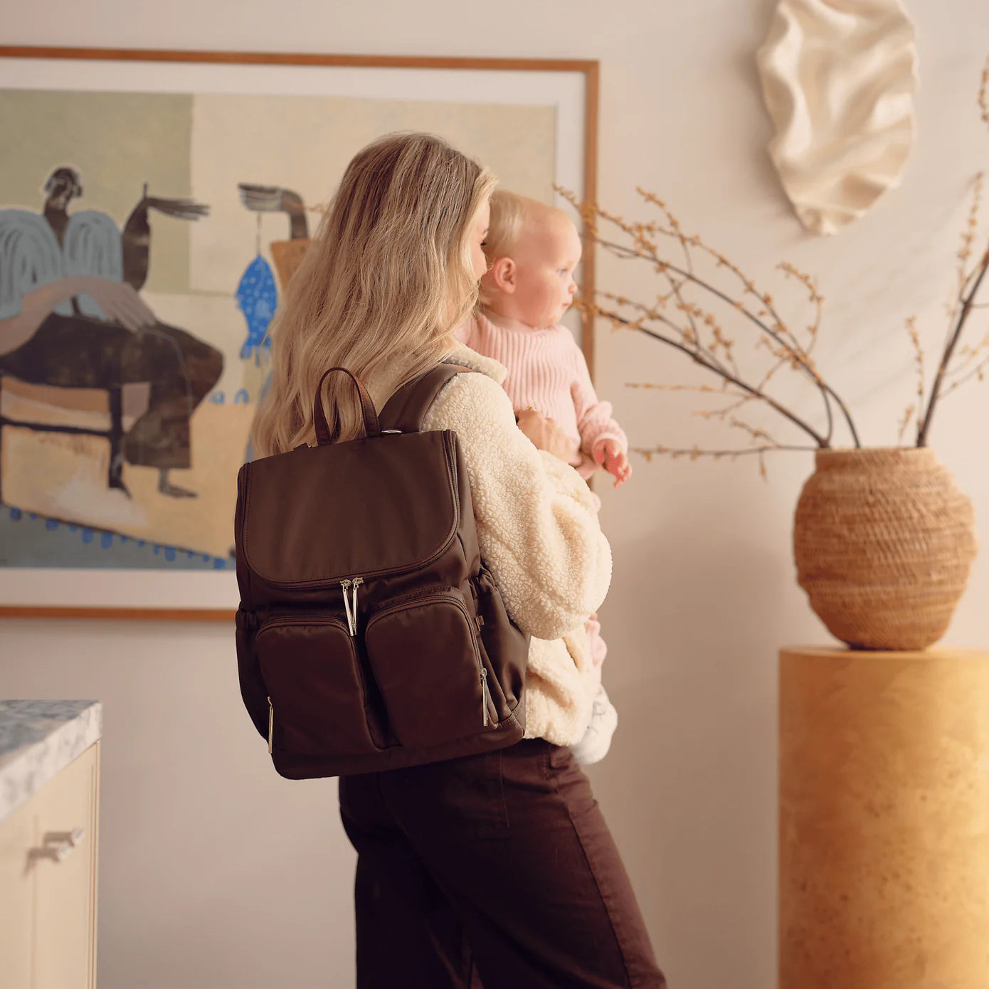 OIOI SIGNATURE NAPPY BACKPACK | NYLON CHOCOLATE