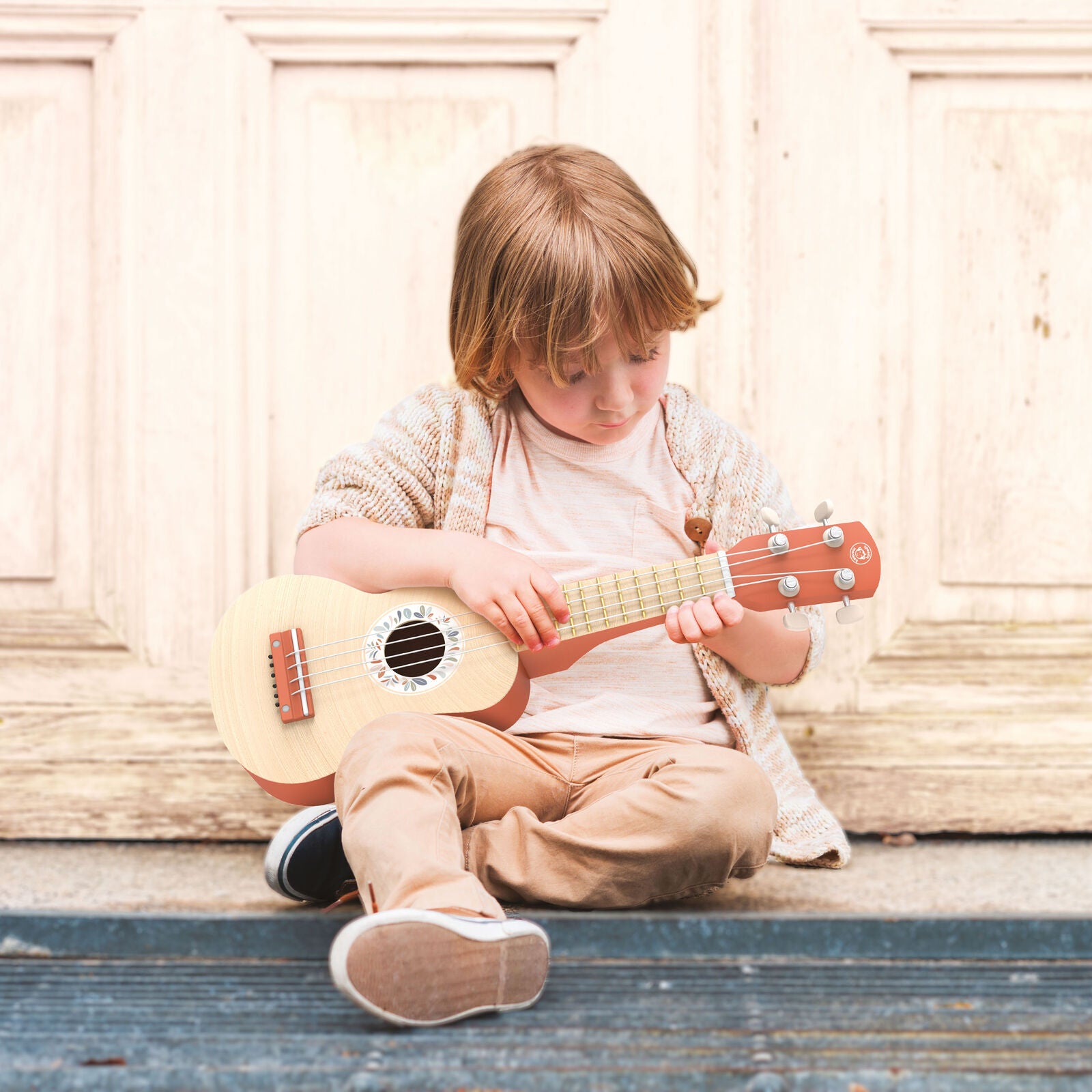 kids ukulele - angus and dudley