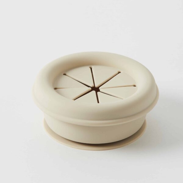 SILICONE COLLAPSIBLE SNACK CUP | ALMOND