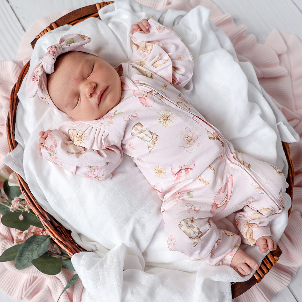 SNUGGLE HUNNY | CONVERTIBLE FRILL ROMPER | BOOTS AND BOWS