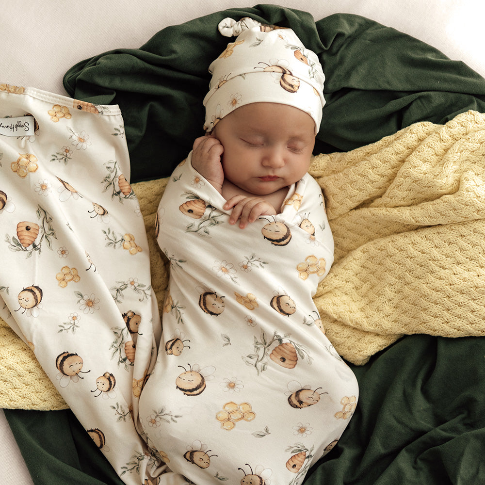 SNUGGLE HUNNY | JERSEY WRAP AND BEANIE SET | BUMBLEBEES