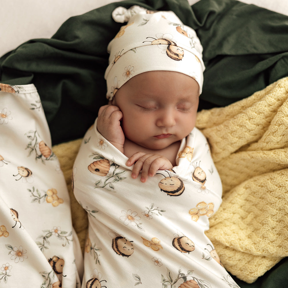 SNUGGLE HUNNY | JERSEY WRAP AND BEANIE SET | BUMBLEBEES