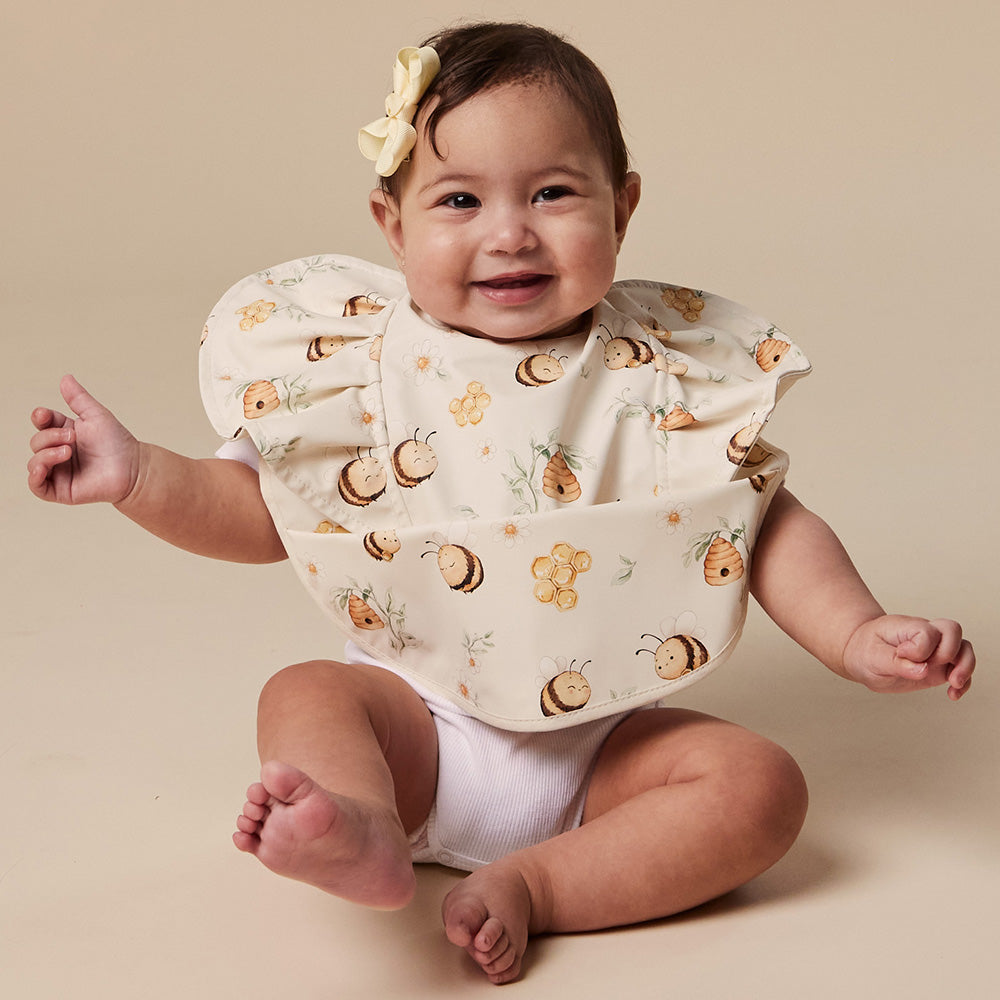 SNUGGLE HUNNY FRILL SNUGGLE BIB | BUMBLEBEES