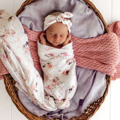 Snuggle Hunny Organic Cotton Muslin Wrap | Carousel