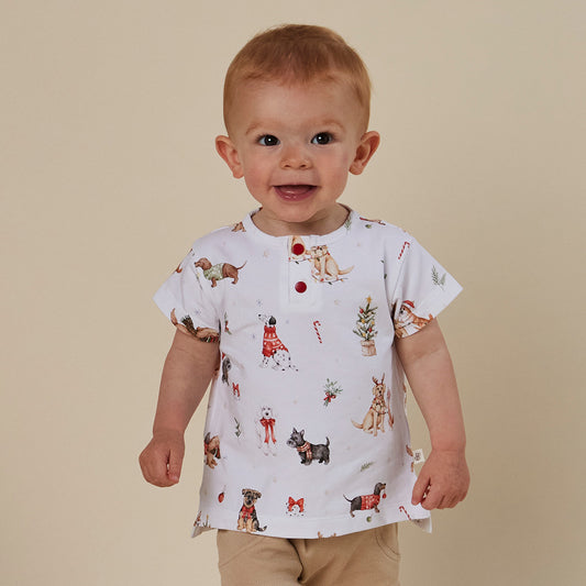 SNUGGLE HUNNY | T-SHIRT | CHRISTMAS PUPS