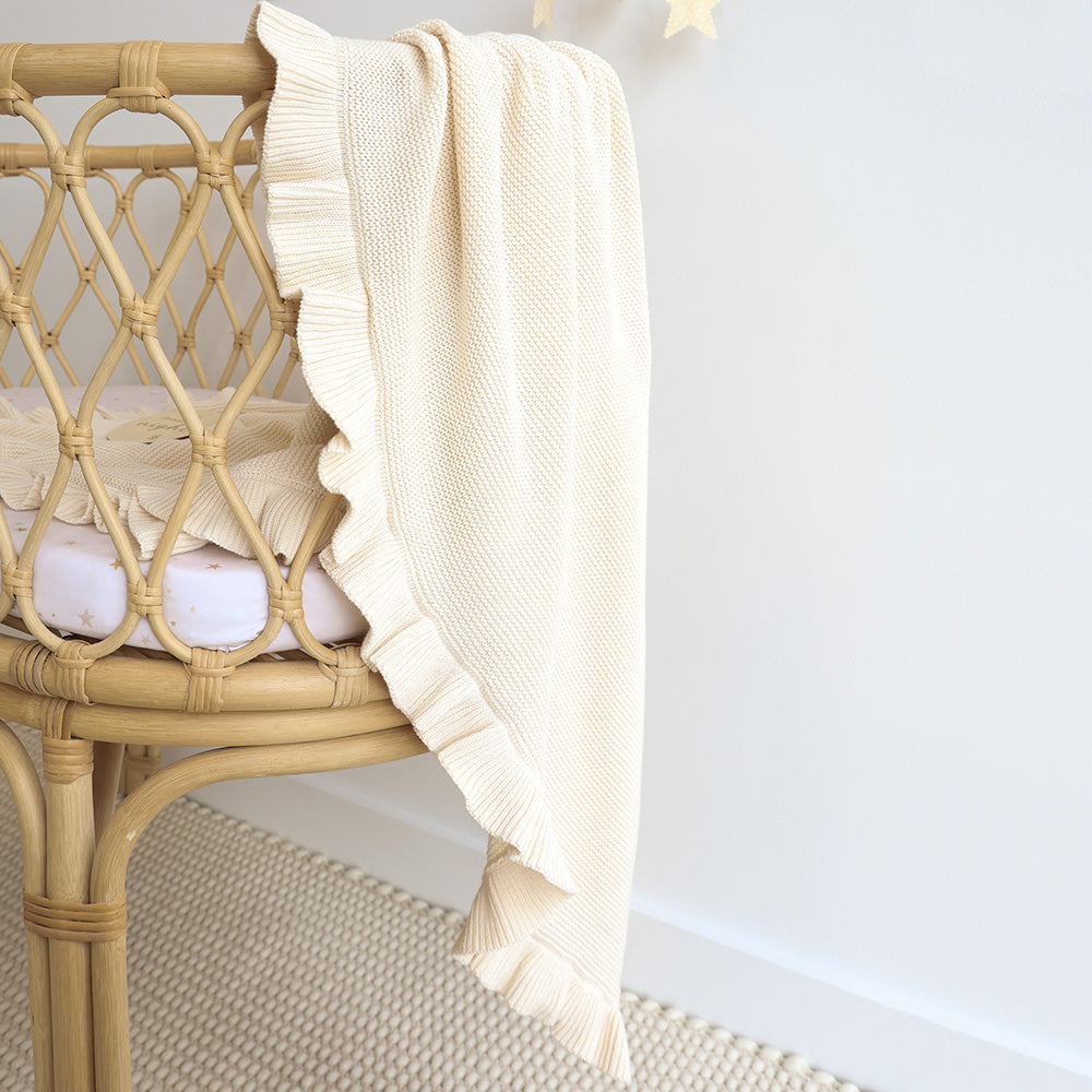 SNUGGLE HUNNY ORGANIC RUFFLE KNIT BLANKET | CREAM