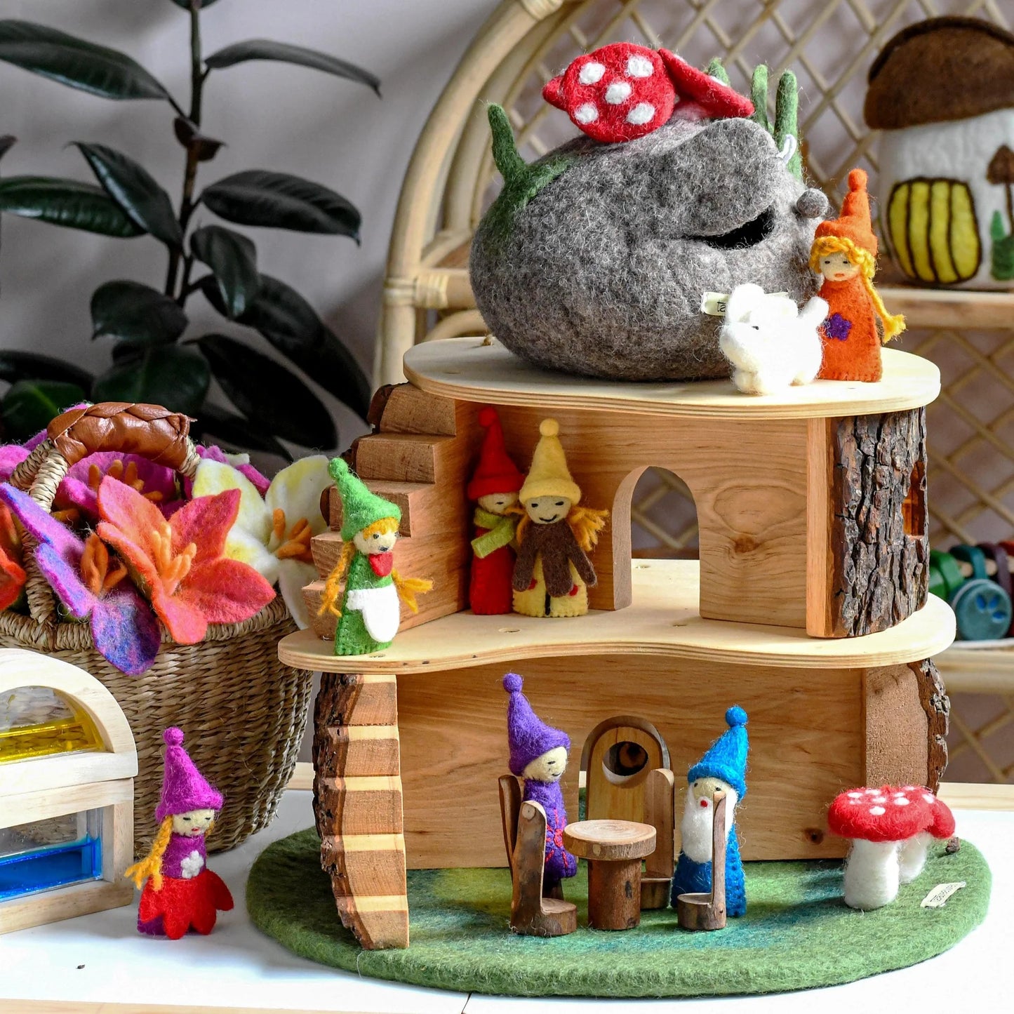 TARA TREASURES FINGER PUPPET SET | RAINBOW COLOURFUL GNOMES - Angus & Dudley Collections