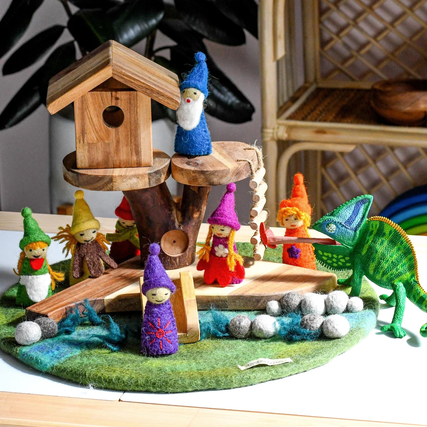 TARA TREASURES FINGER PUPPET SET | RAINBOW COLOURFUL GNOMES - Angus & Dudley Collections