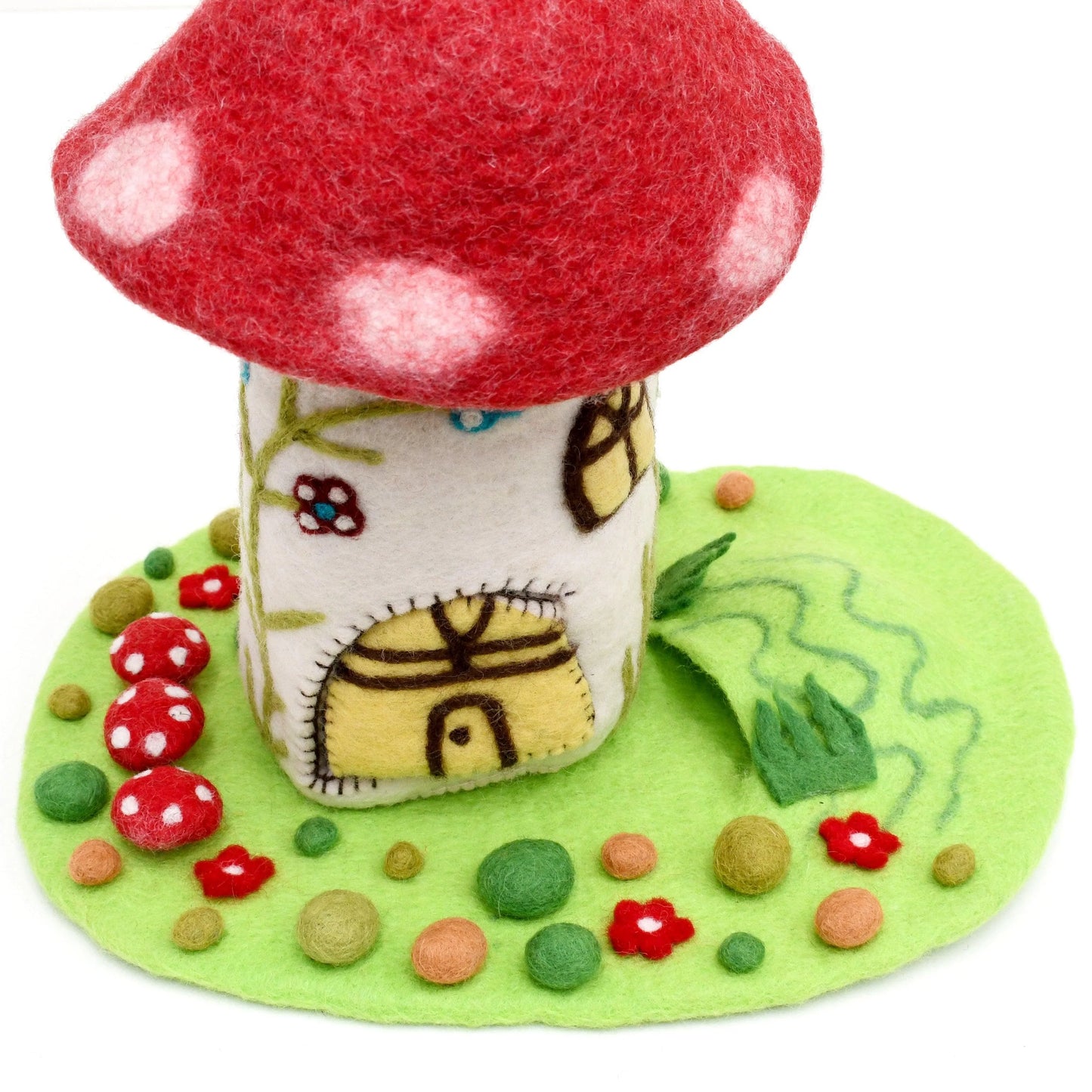 Tara Treasures Fairy Toadstool Garden Playmat