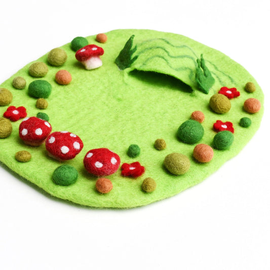 Tara Treasures Fairy Toadstool Garden Playmat