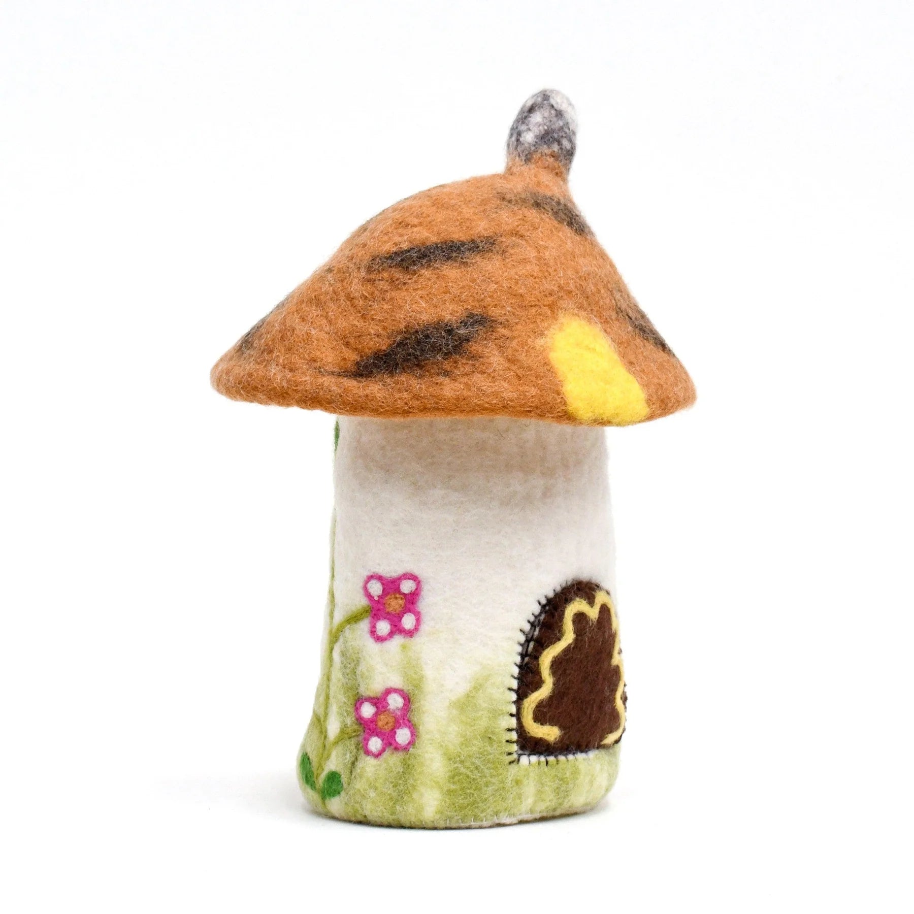 TARA TREASURES FAIRY AND GNOMES HOUSE | BROWN ROOF - Angus & Dudley Collections