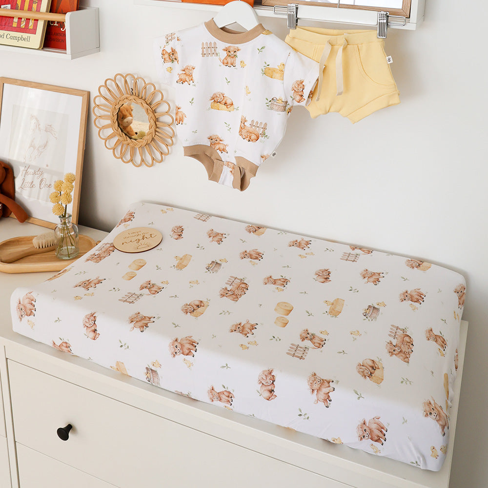 SNUGGLE HUNNY | FITTED BASSINET AND CHANGE PAD COVER | HIGHLAND COWS