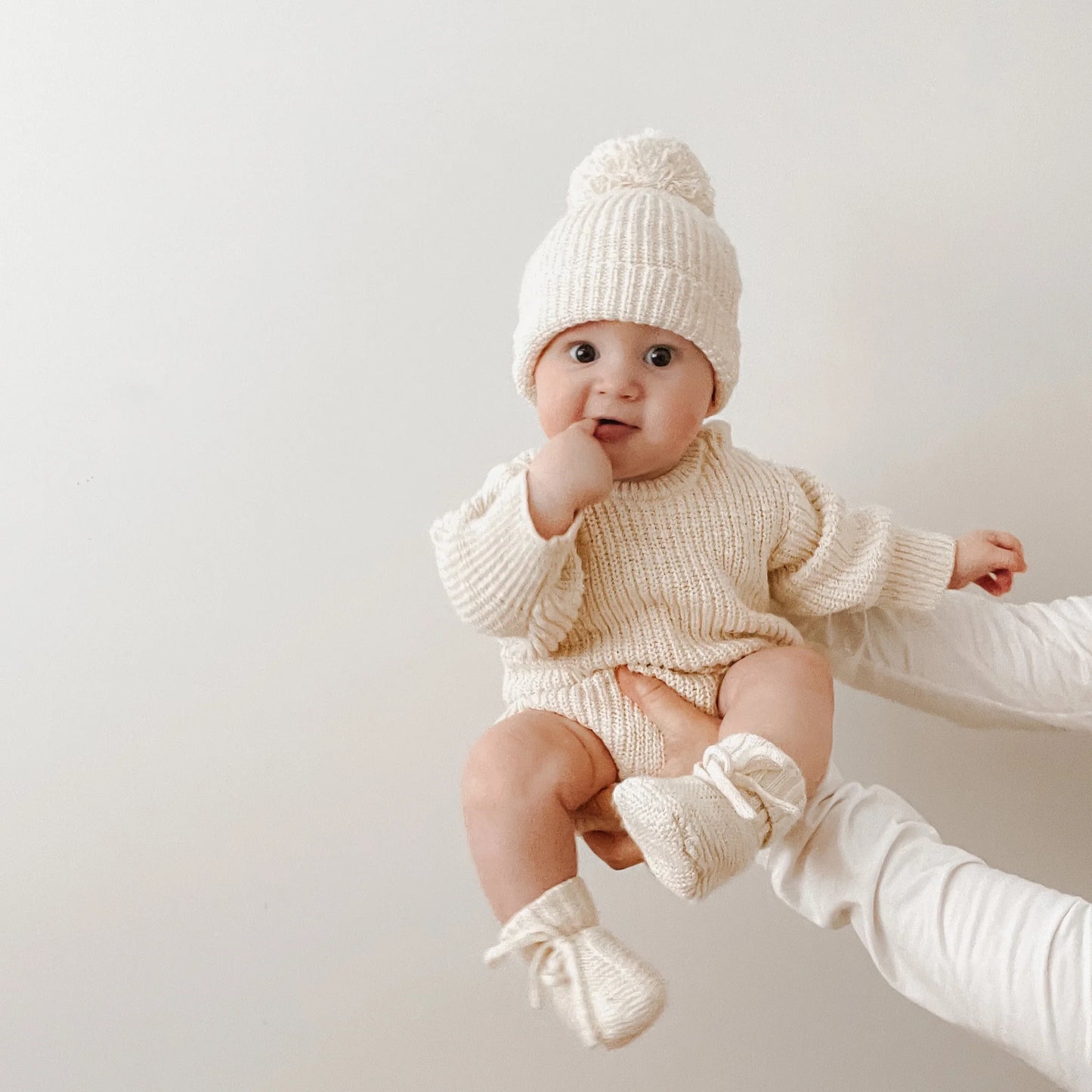 BLOSSOM AND PEAR KNIT BOOTIES | HONEY