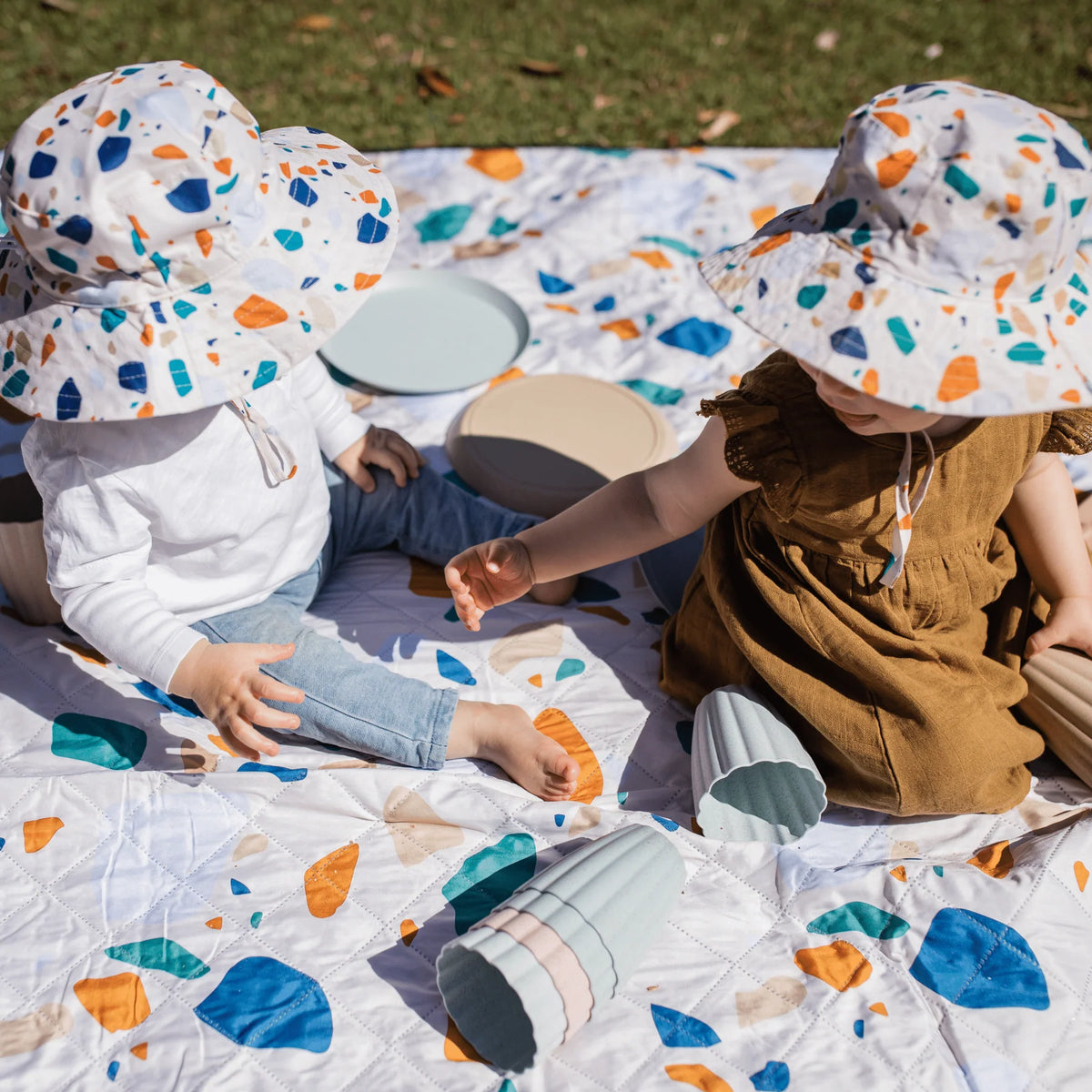 IZIMINI | WATER RESISTANT PICNIC RUG | CHARLIE