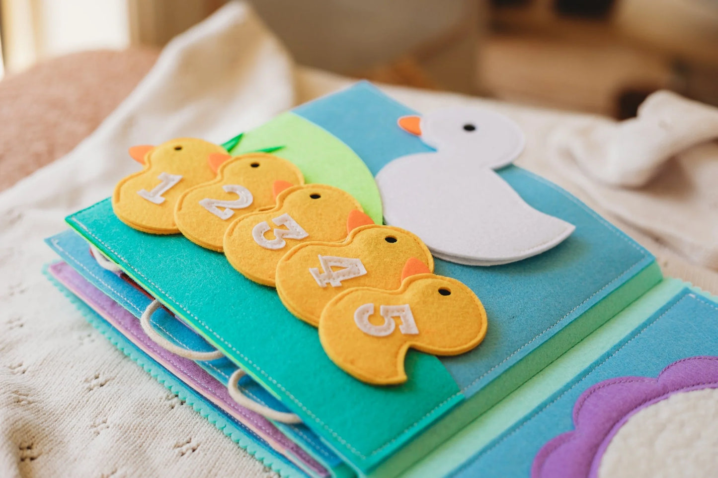 WONDERTIVITY | BUSY BOOK TODDLER | LUCKY LION