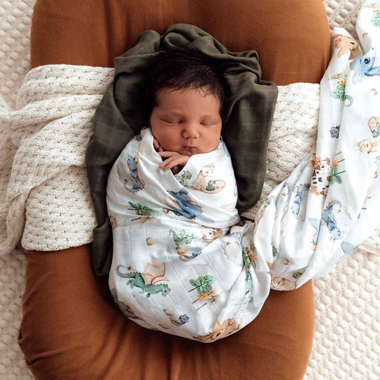 snuggle hunny muslin wrap - angus and dudley