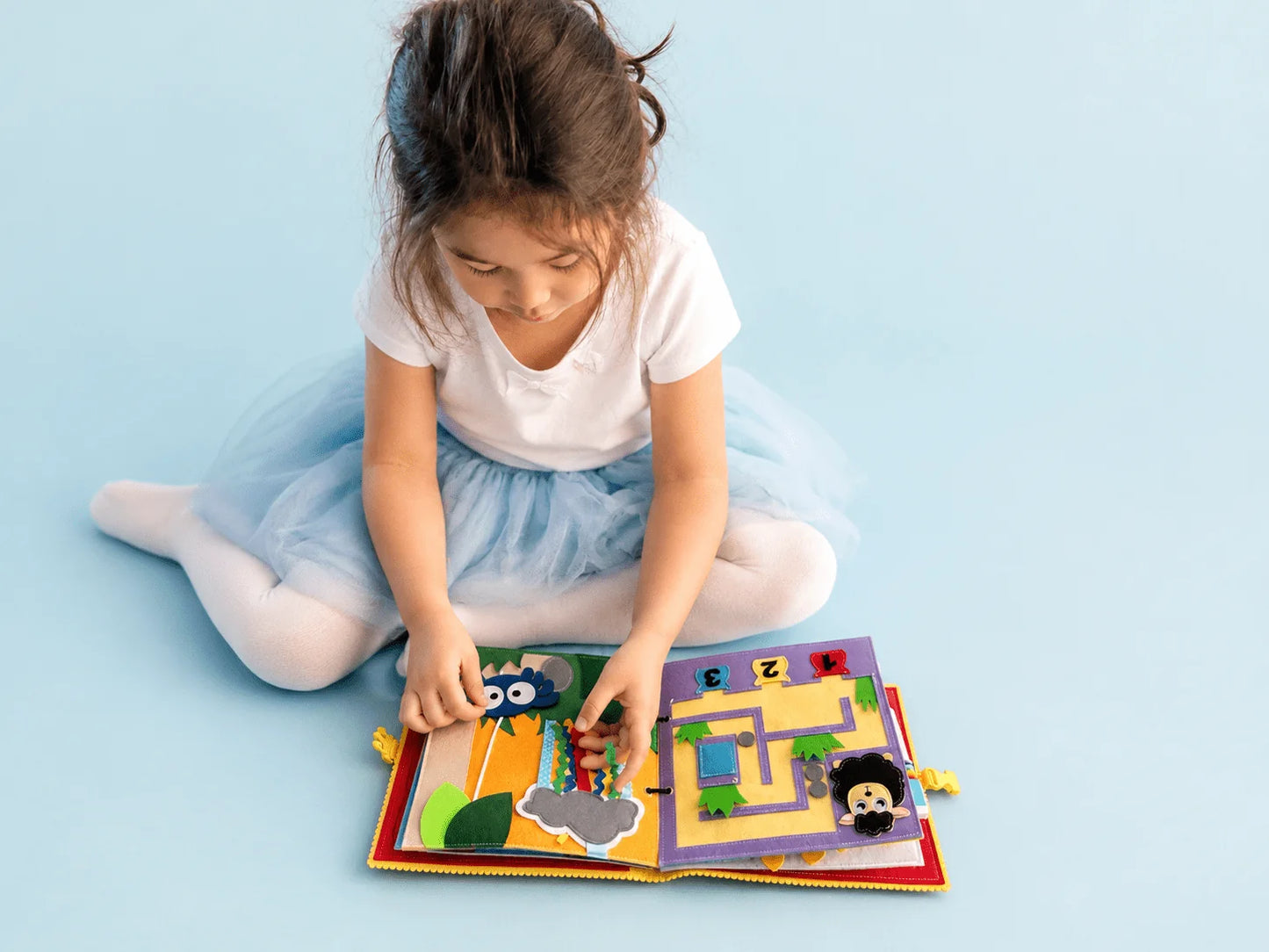WONDERTIVITY | BUSY BOOK NURSERY RHYME  | LITTLE LAMB