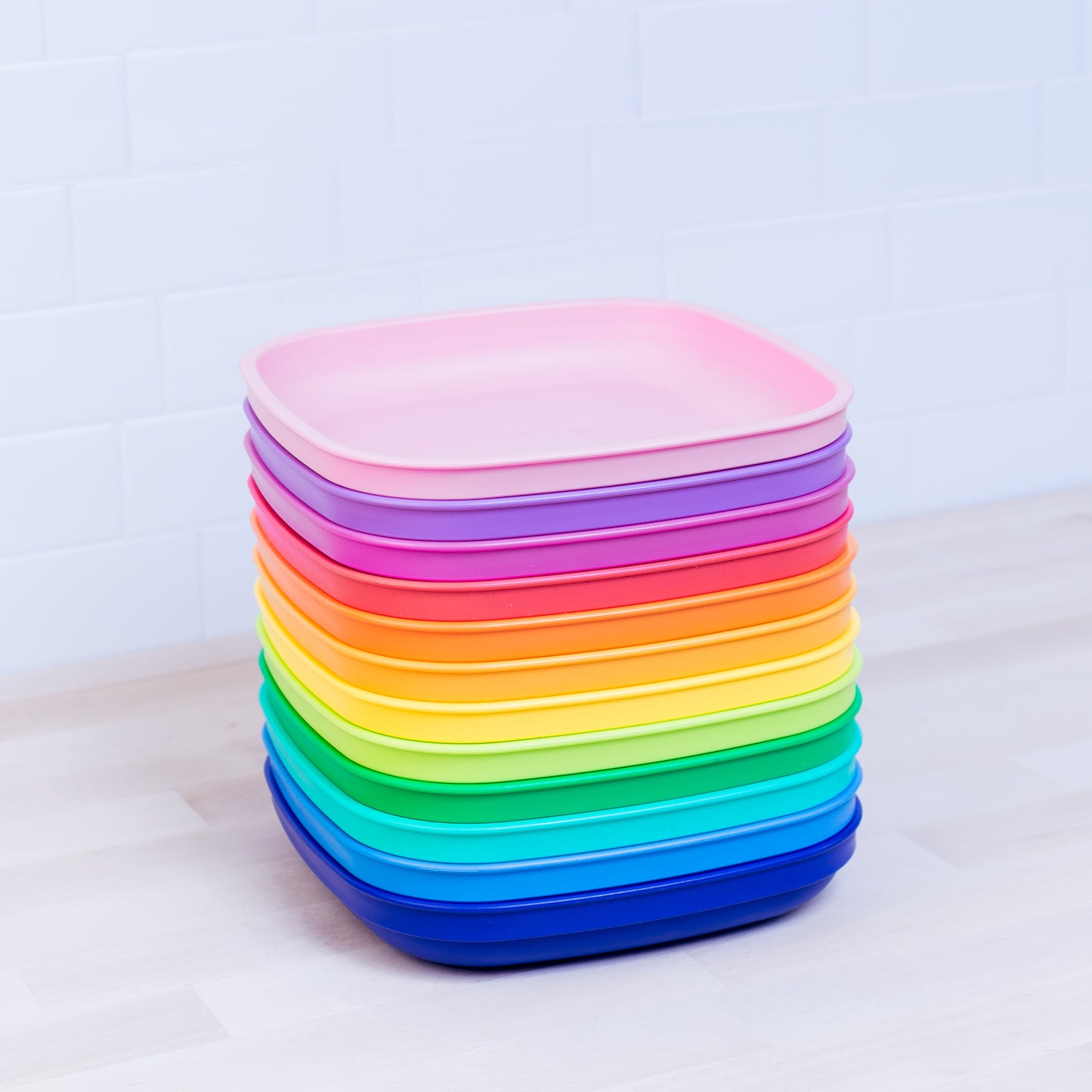 RE-PLAY | FLAT PLATE - Angus & Dudley Collections