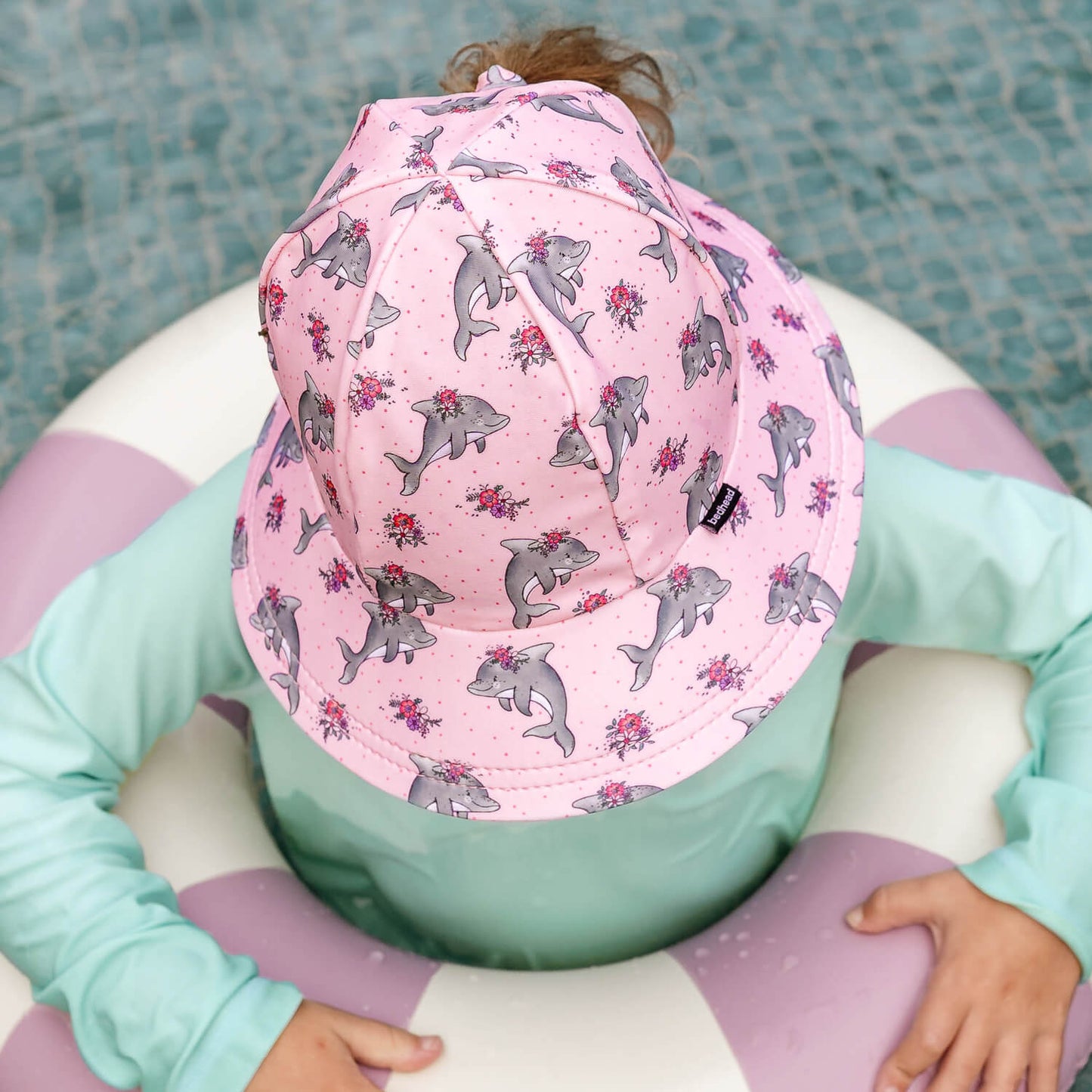 BEDHEAD PONYTAIL SWIM BUCKET BEACH HAT | DOLPHIN