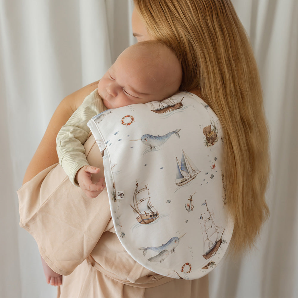 SNUGGLE HUNNY BURP CLOTH | SET SAIL