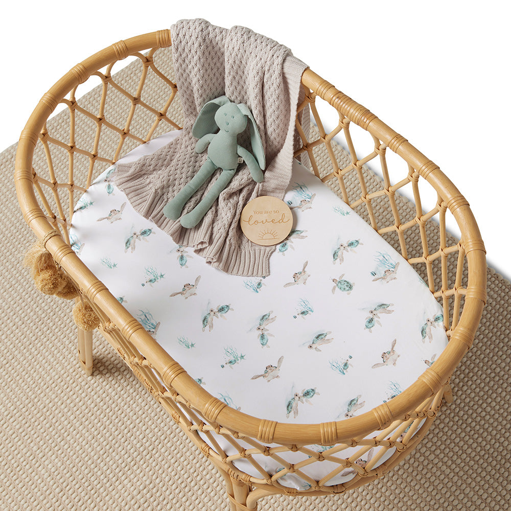 Snuggle Hunny Fitted Bassinet & Change Pad Cover - Turtle