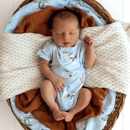 Snuggle Hunny Bodysuit Short Sleeve - Taking Flight