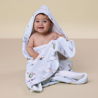 Snuggle Hunny Hooded Organic Cotton Towel - Taking Flight