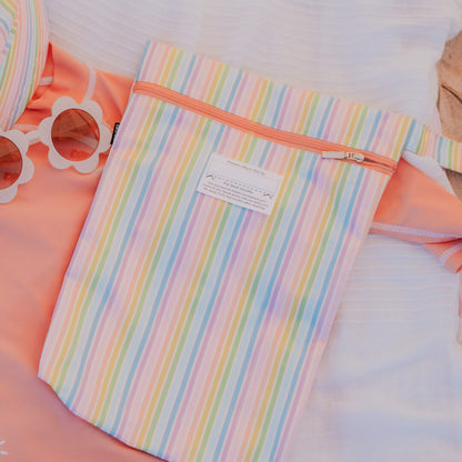BEDHEAD REUSABLE WETBAG | RAINBOW