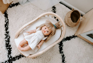 Tiny Harlow Doll's Rattan Change Table
