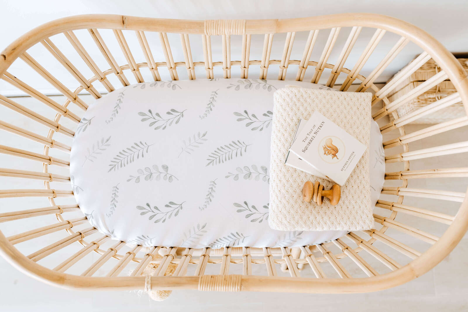 Snuggle Fitted Bassinet & Change Pad Cover - Wild Fern - Angus & Dudley Collections